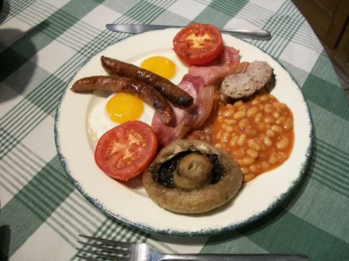 Middletown Farmhouse B&B Okehampton Bagian luar foto